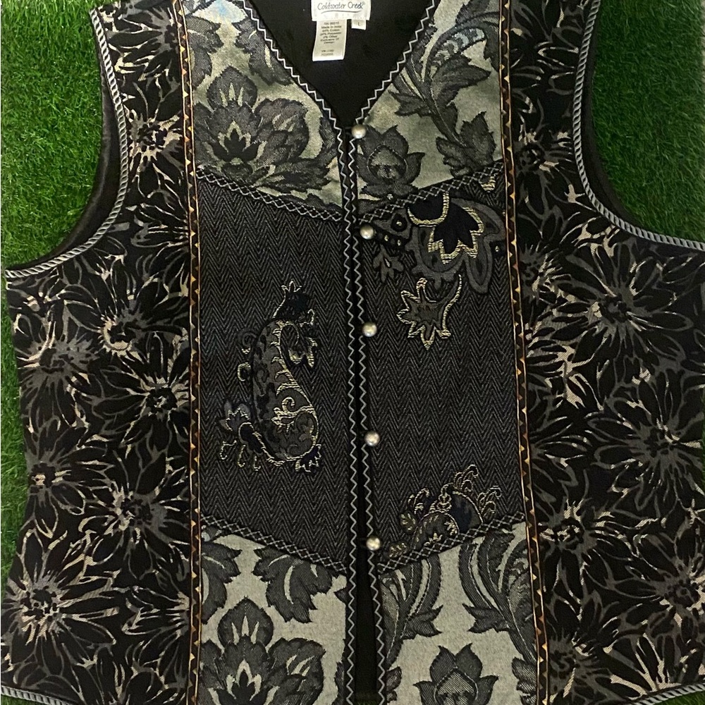 Vintage Coldwater Creek Vest size large would be cute as a top
